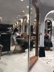 -苏豪路易士·嘉玛发廊