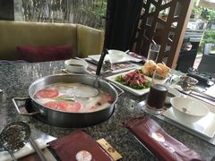 -辉哥火锅(虹桥路店)