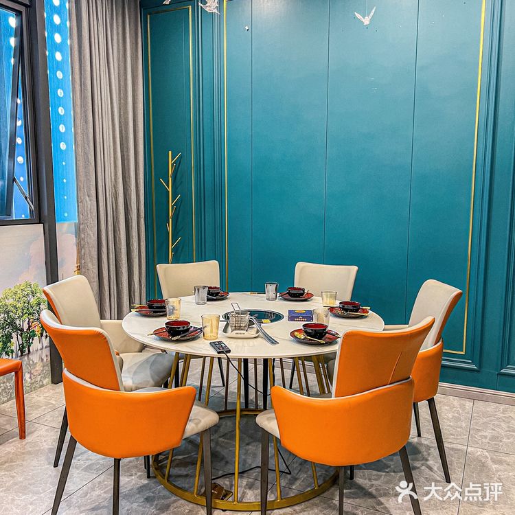 今天就解锁一家隐藏在东门的宝藏泰式料理专门店