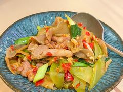 糟辣小炒肉-山石榴·贵州菜(丰盛里店)