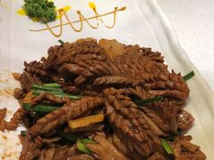爆炒腰花-闫府私房菜·百年鲁菜(恒隆店)