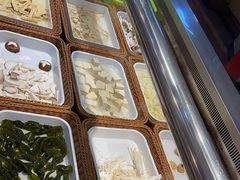 -尚品海鲜肥牛自助火锅(湖明店)
