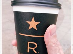 -星巴克臻选(上海合生汇1F店)