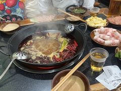 -重庆故事姊妹老火锅(财经学院店)