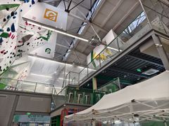 -绿壁虎攀岩基地(Tcar店)