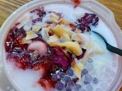 玫瑰椰奶冰汤圆-八一好吃街·高品美食广场