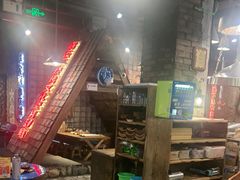 -破瓦寒窑·地摊烤羊排