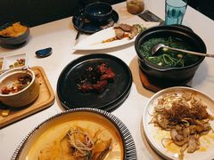 -荟廷·晶萃(陆家嘴尚悦湾店)