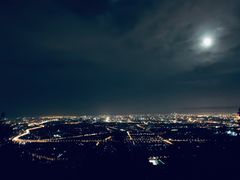 -鬼笑石后山停车场