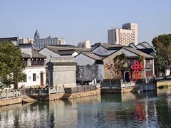 -佬钱湾仔(衣裳街店)