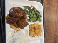 -奔驰上海利星(七宝店)