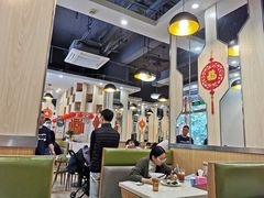 大堂-鸿图茶餐厅•27年老字号(云峰花园店)