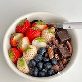 Share Brunch|granola希腊酸奶碗🍓🫐