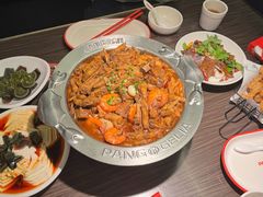 -胖哥俩肉蟹煲(上海悦荟广场店)