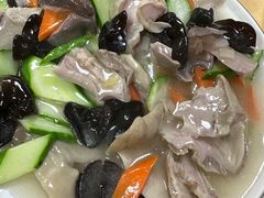 -乡府肉丁水饺(环山路店)