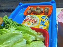-广味炭炉鸡煲(宝业路分店)