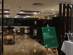 -深圳罗湖东门步行街亚朵X酒店