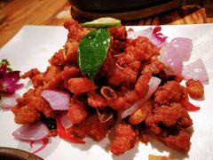 -老滇山寨•云南特色菜•地方菜•民族风情歌舞表演(金碧店)