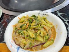 -边江铁锅炖鱼(振八街店)