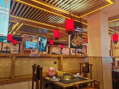 -沸炉重庆老火锅(军事博物馆店)