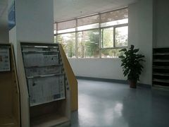 -南山图书馆(常兴路店)