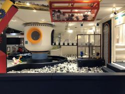 -Land Mark蓝马乐园(华联武夷购物中心店)