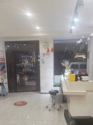 -吉艺心专业美发造型