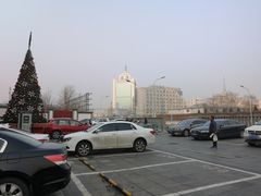 -悦邻百姓广场-停车场