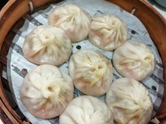 蟹粉小笼包-馋三尺蟹粉小笼(人民广场店)