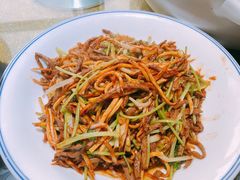 -臻吃客主题餐厅(人民路店)
