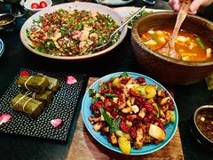 宫爆板筋-山石榴·贵州菜(丰盛里店)