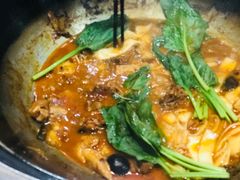 -三里屯土灶炖公鸡地锅鸡(江东店)