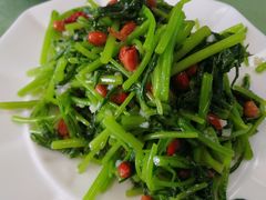 茼蒿花生米-国庆烧麦馆