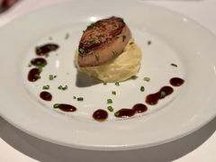 香煎鹅肝-茹丝葵经典牛排馆(上海外滩店)