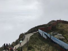 -峨嵋山金顶