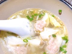 老鸡汤馄饨-南京大牌档(香港广场店)