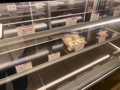 -红宝石·鲜奶小方·海派西点房(丰庄店)