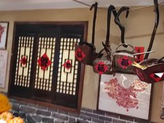 -鱼满舱·鲜活海鲜·正宗鲁菜