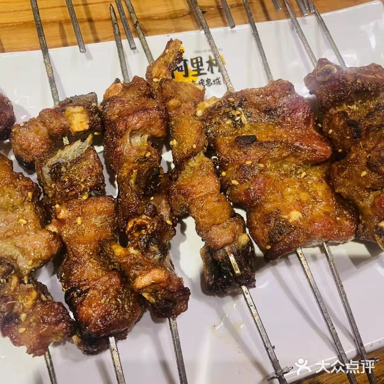 朝鲜族烧烤就在海岸城