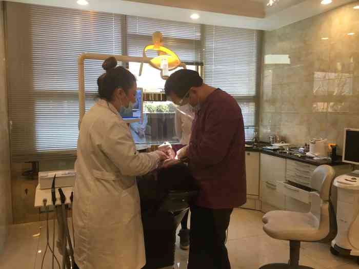 陈华口腔-"下午一点左右带儿子(五岁)路过,因儿子几."-大众点评移动版