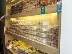自助取餐区-薛文保黄米糕