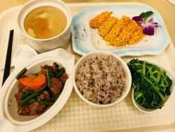 -雅馨国际月子中心