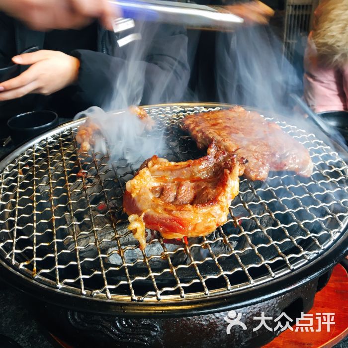 菲菲的烧烤店(铁西店)秘制鲜牛排图片 - 第1张