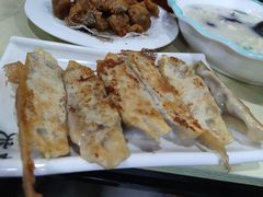 肉三鲜锅贴-春水锅贴·传统鲁菜(大明湖店)