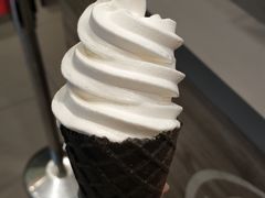 香草华夫冰淇淋-汉堡王(EAC欧美中心店)