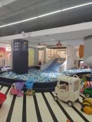 -Land Mark蓝马乐园(华联武夷购物中心店)