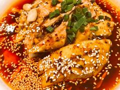 -渝信川菜 · 川味家常菜(财富购物中心店)