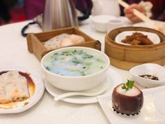 生滚鲜鲩鱼片粥-龙的酒楼·手工早茶·顺德菜(近良路店)