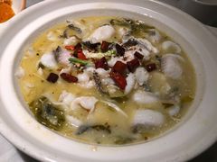 特色酸菜鱼-小菜园新徽菜(无锡宜家荟聚中心店)