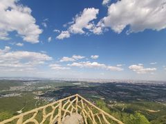 -鬼笑石后山停车场